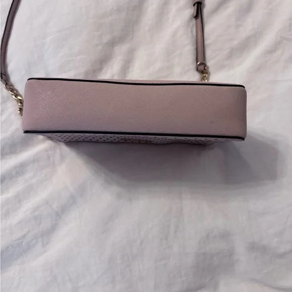 Michael Kors Jet Set East West Leather Crossbody with Michael Kors Gold Wallet - Picture 4 of 12